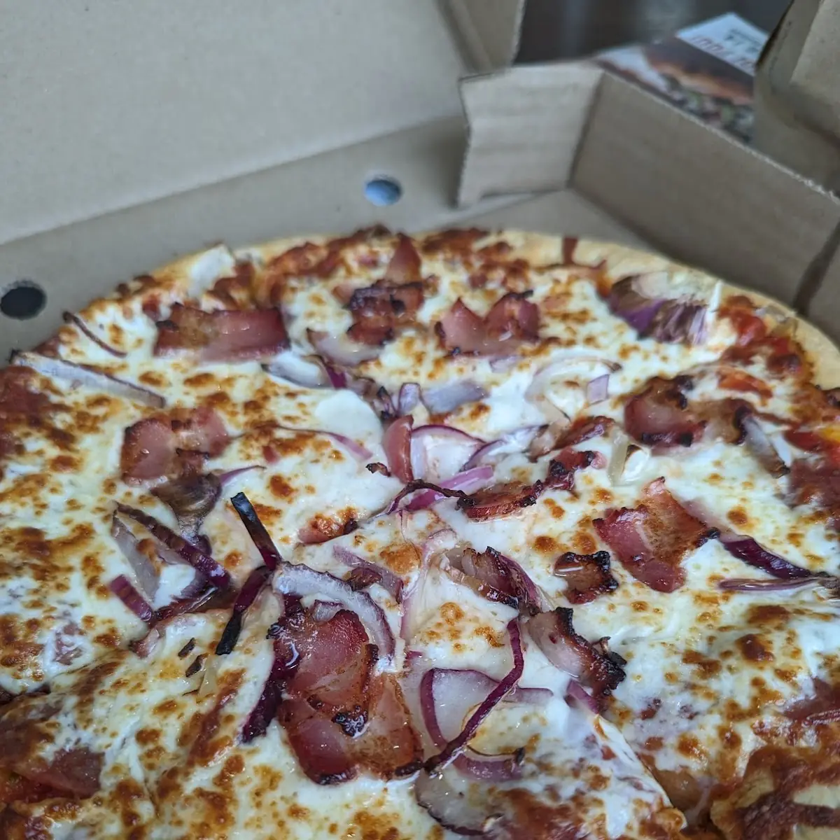 Highlights, Resto Pizza Roxham