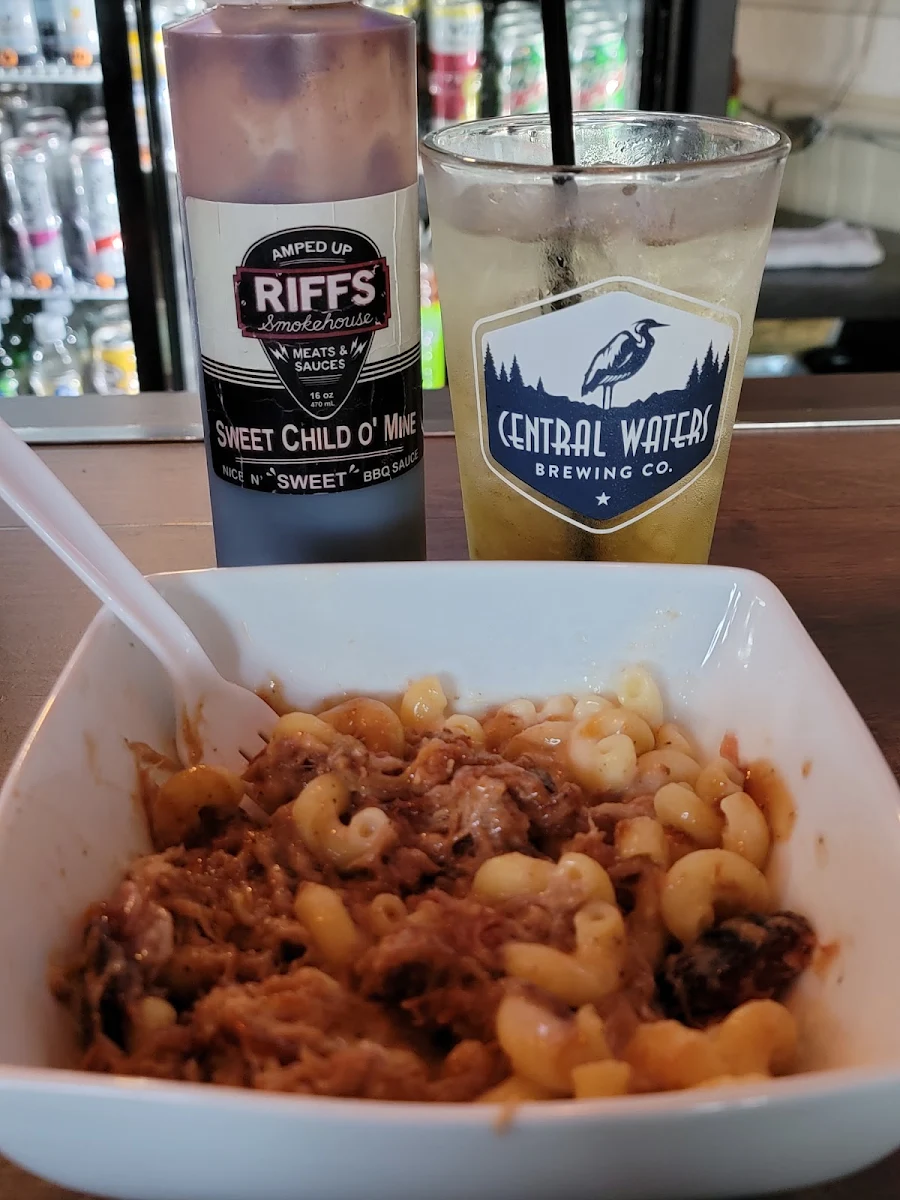 Pulled Pork Mac N Cheese