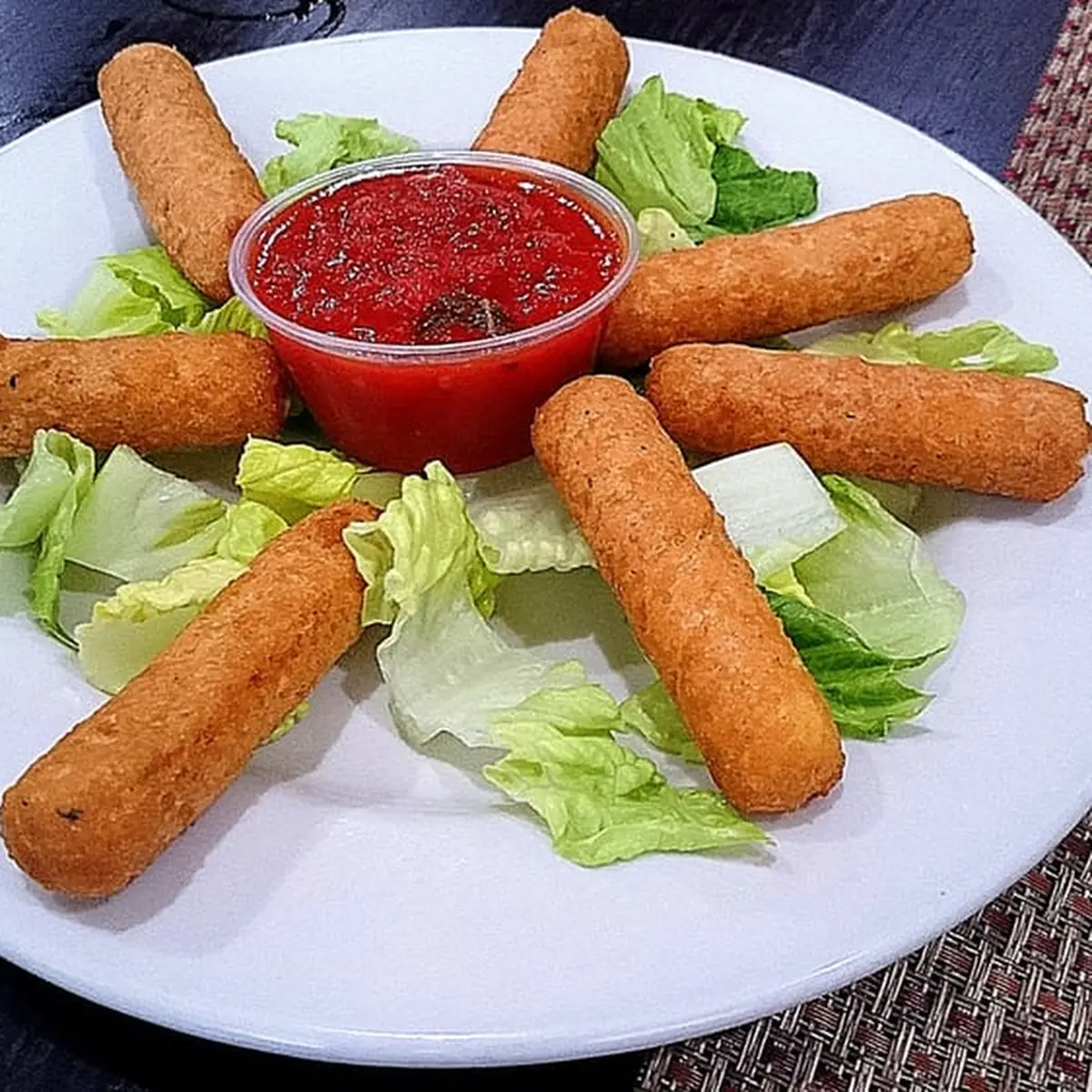 Mozzarella Sticks 6pc