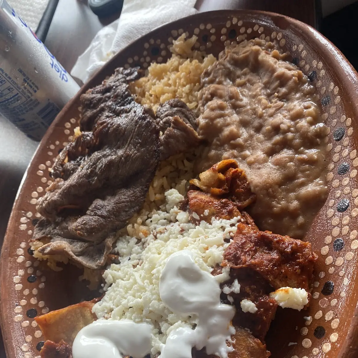 Chilaquiles Rojos Con Bistec