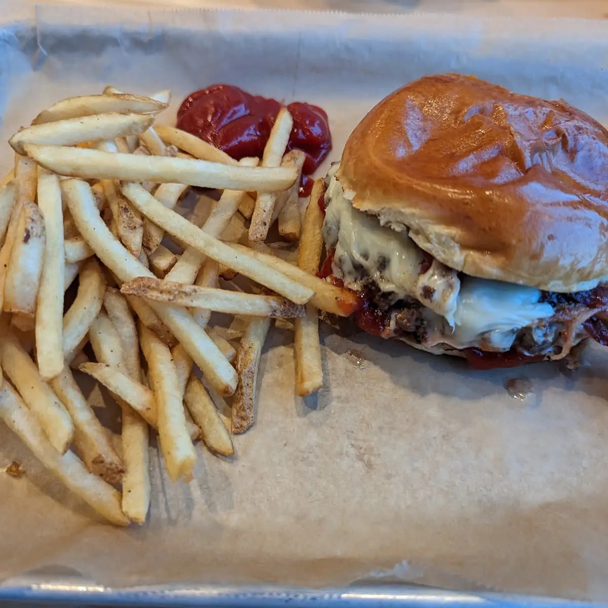 Bacon Cheeseburger with Fries