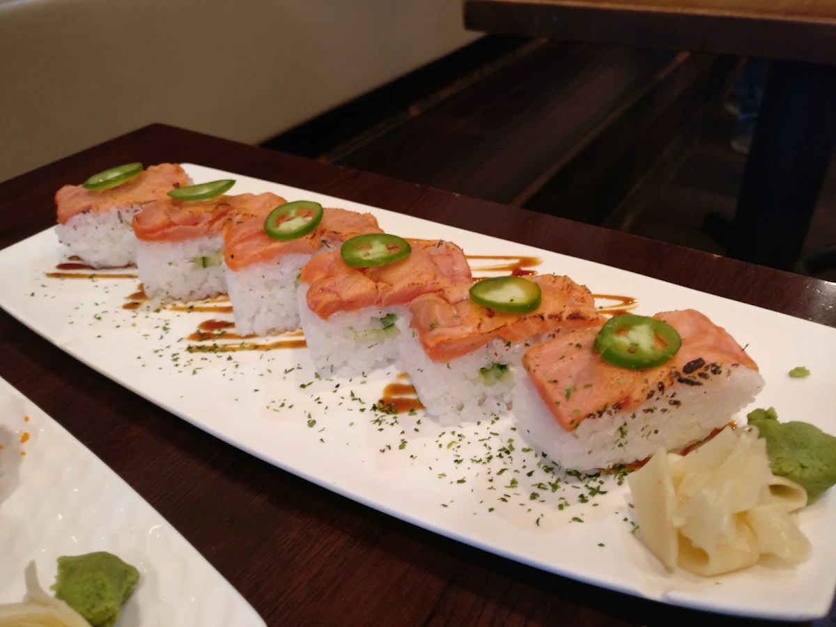 Salmon Battera, Hime Sushi