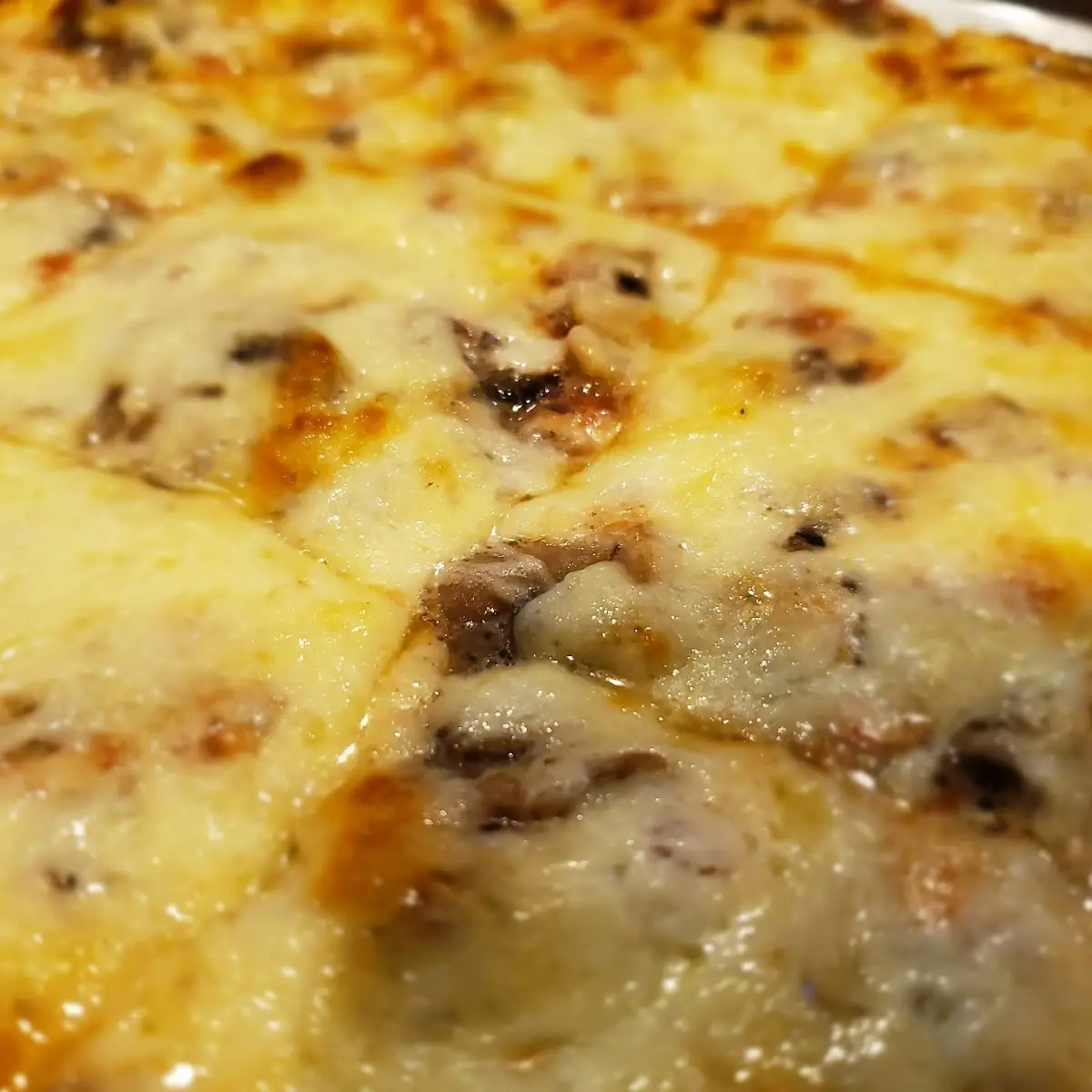 Thin Crust Mushroom Pizza