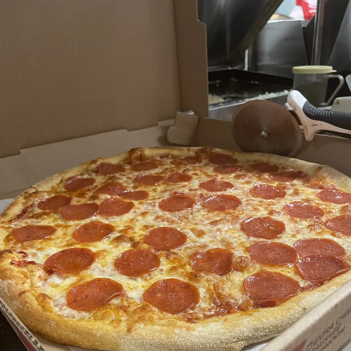 White Veggie Pizza (16" Large)