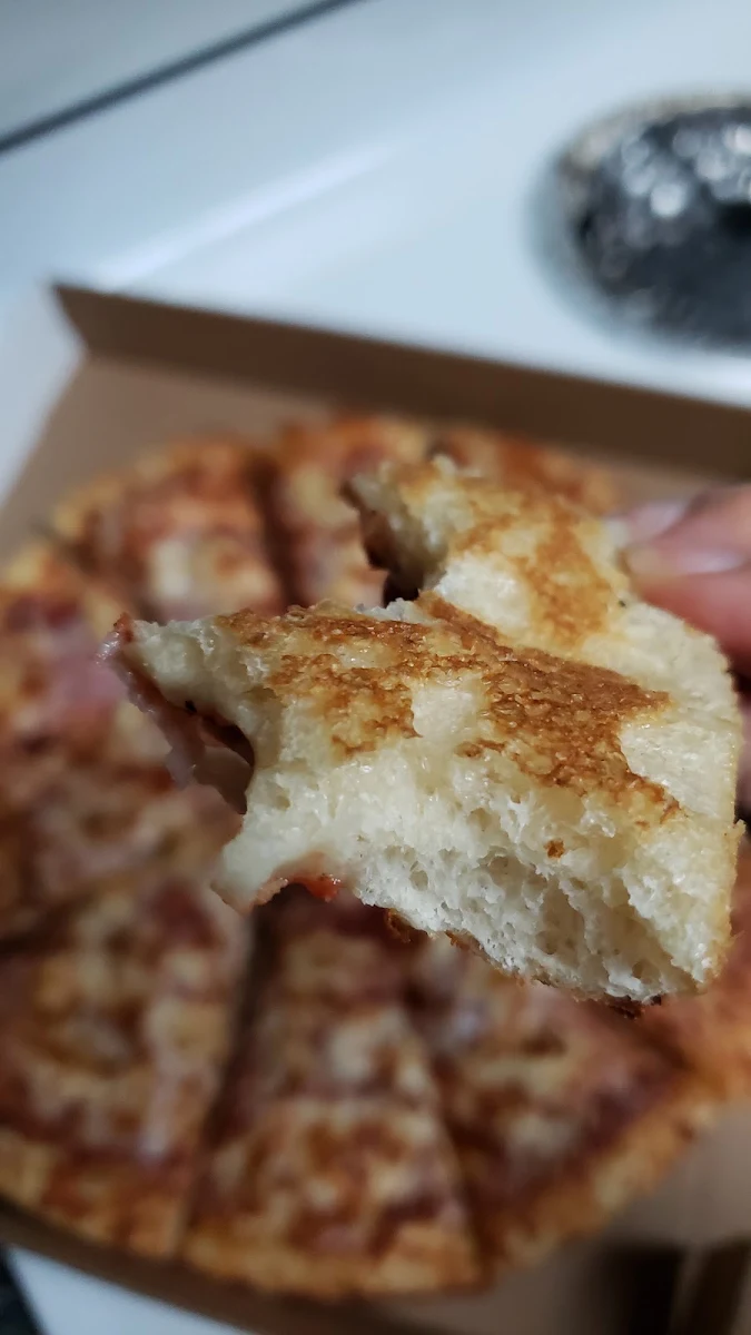 Highlights, Hometown Pizza