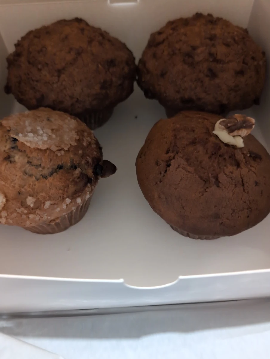 Fresh Baked Mammoth Muffin, Perkins American Food Co.