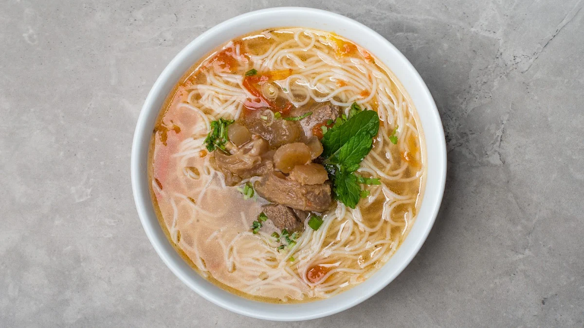 Rice Noodle Soup with Pork