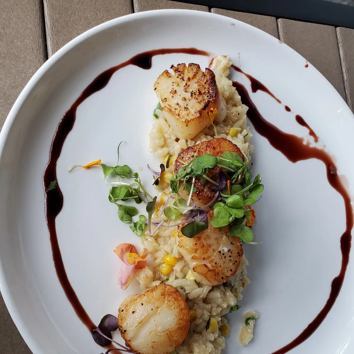 Seared Sea Scallops with Sweet Corn Risotto Red Wine Reduction