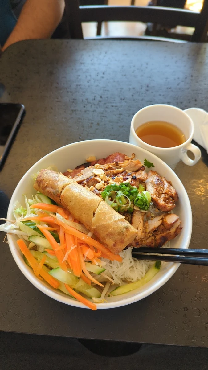 Vermicelli Noodles with Spring Roll, The Nguyen's Vietnamese Family Restaurant