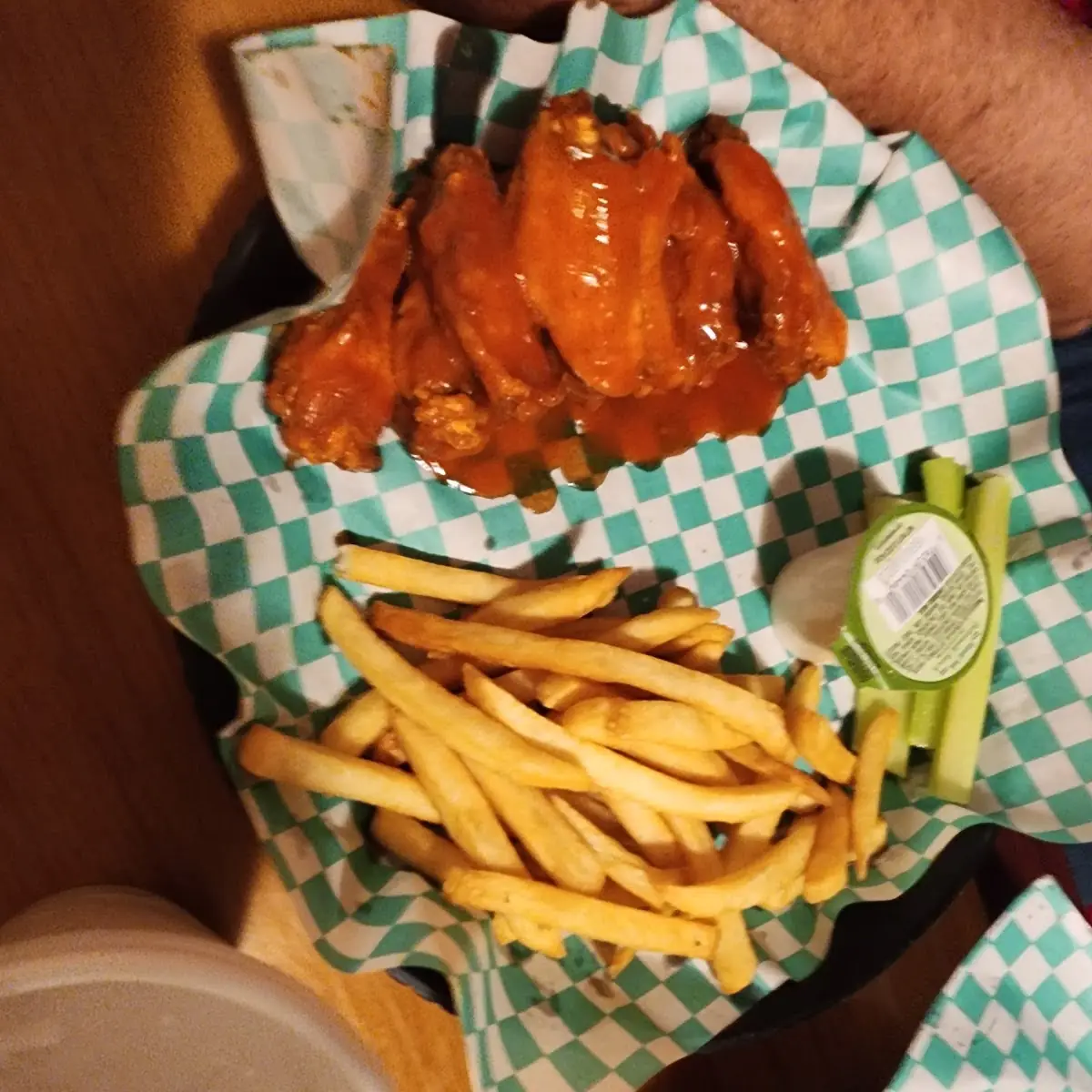 Hot Wings Combo