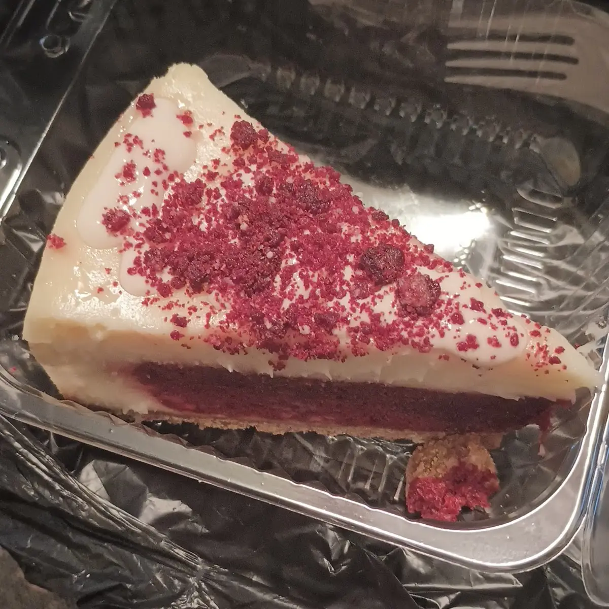 Red Velvet Cheesecake