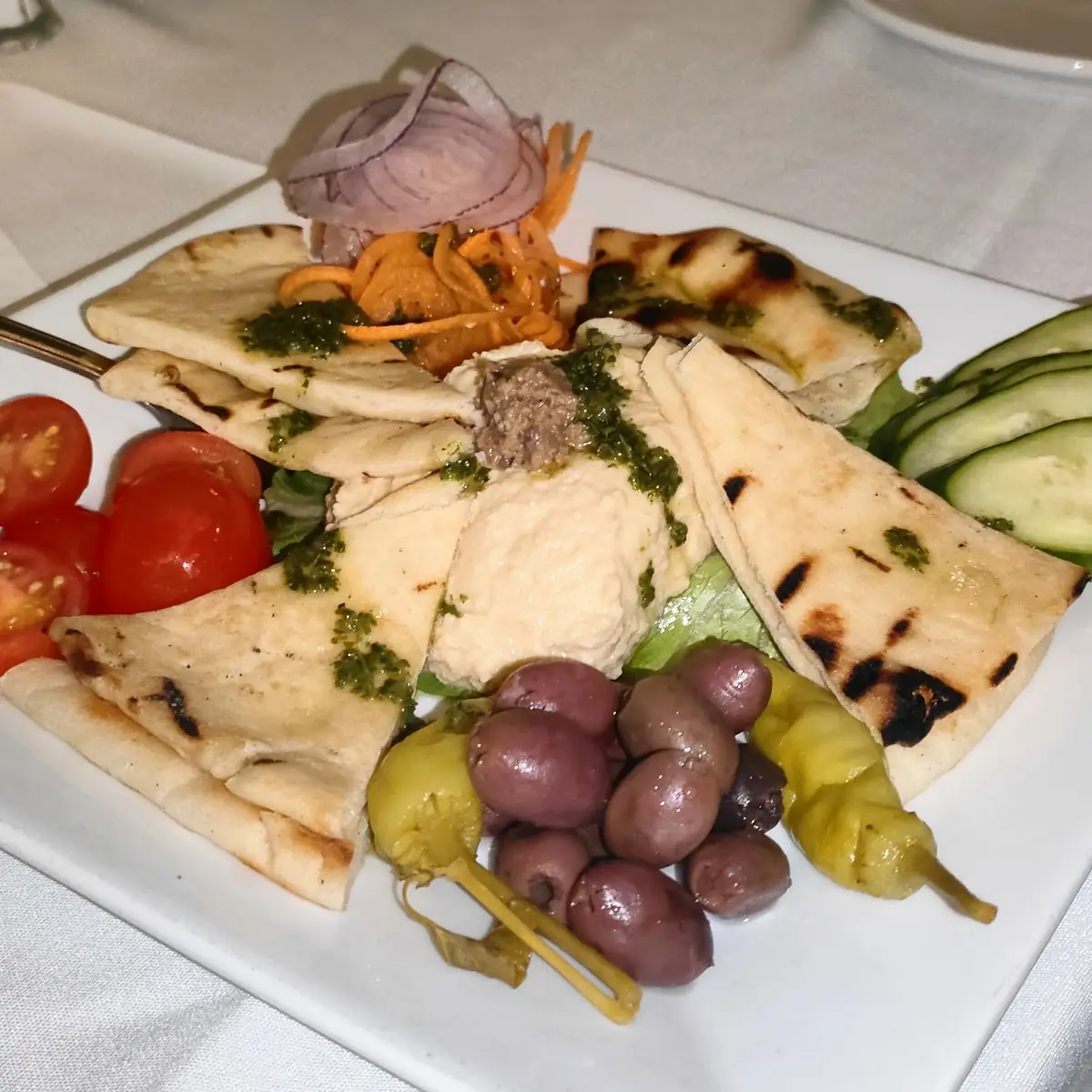Hummus Plate