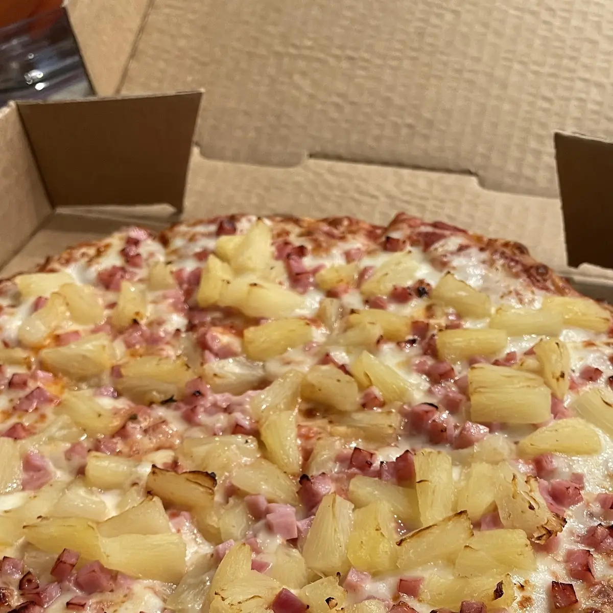 Hawaiian Pizza