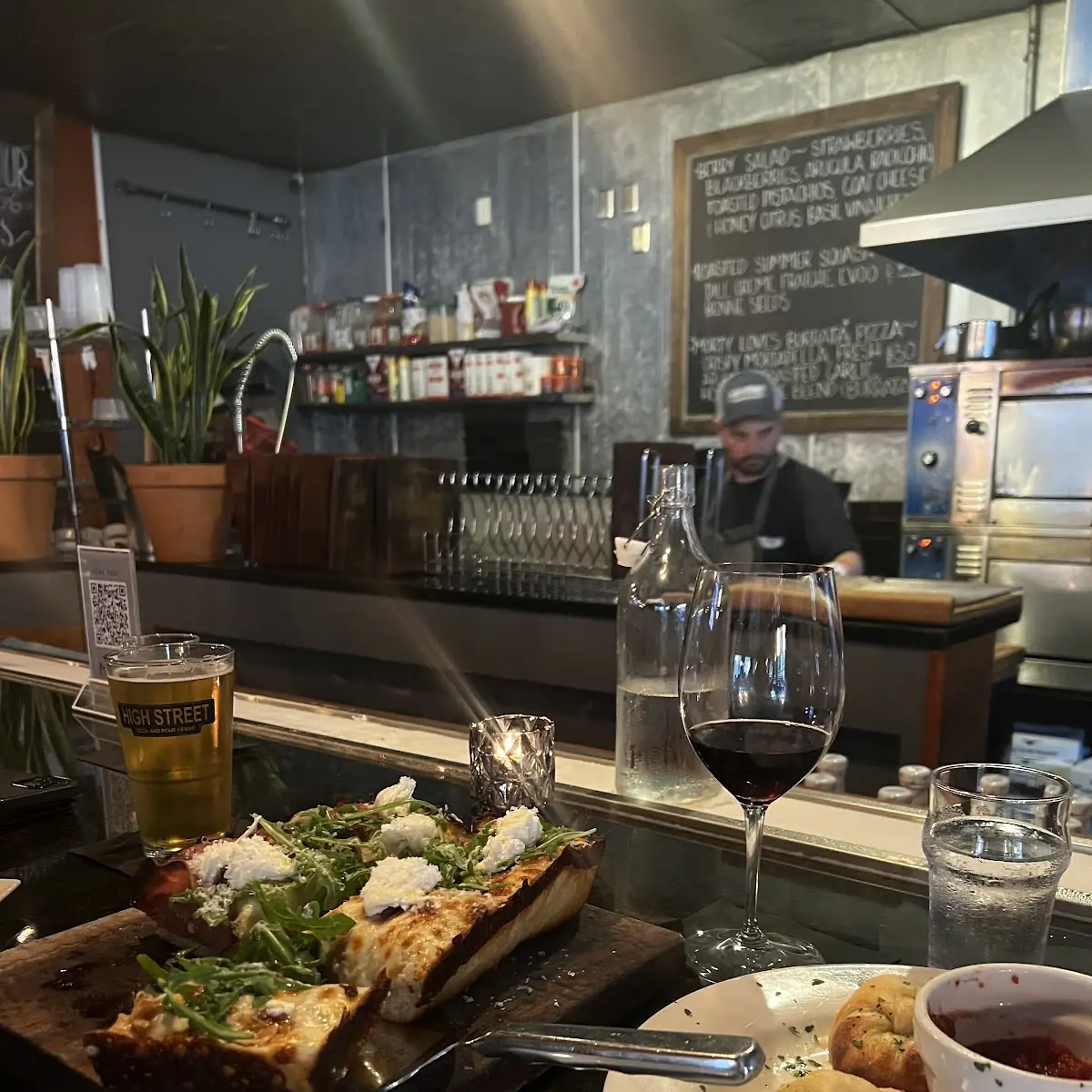 Burrata Pizza Spezial