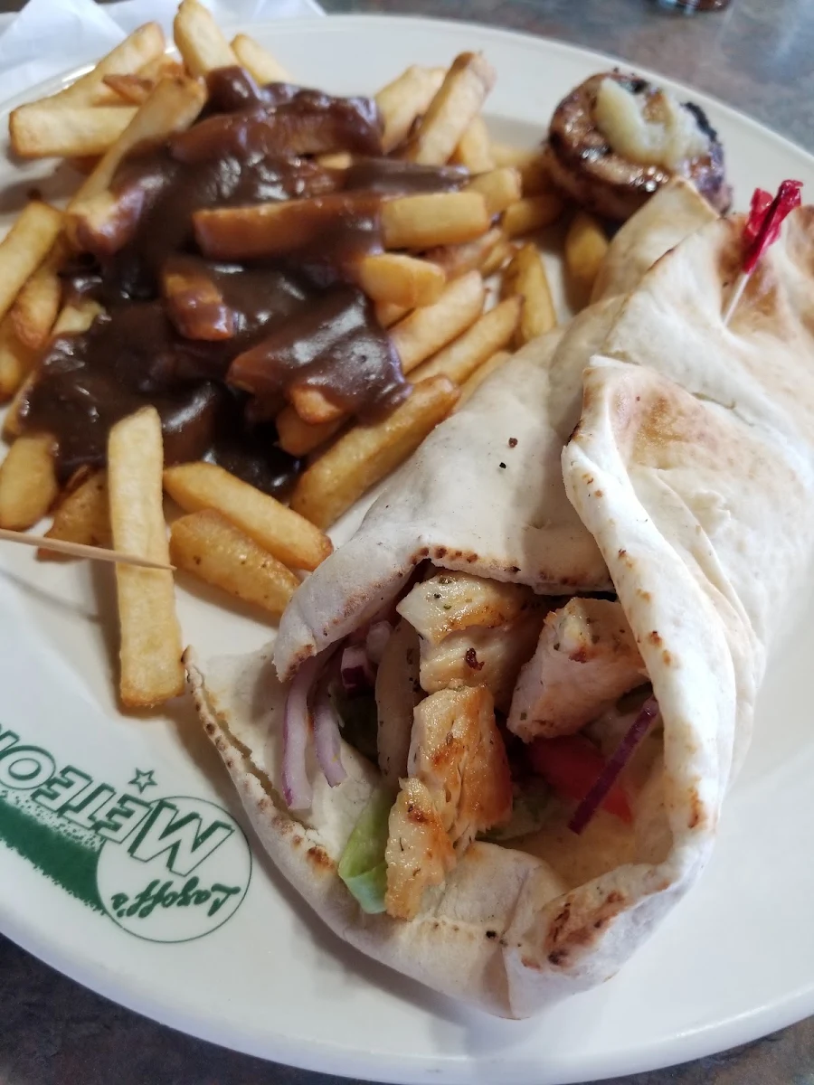 Classic Souvlaki Plate