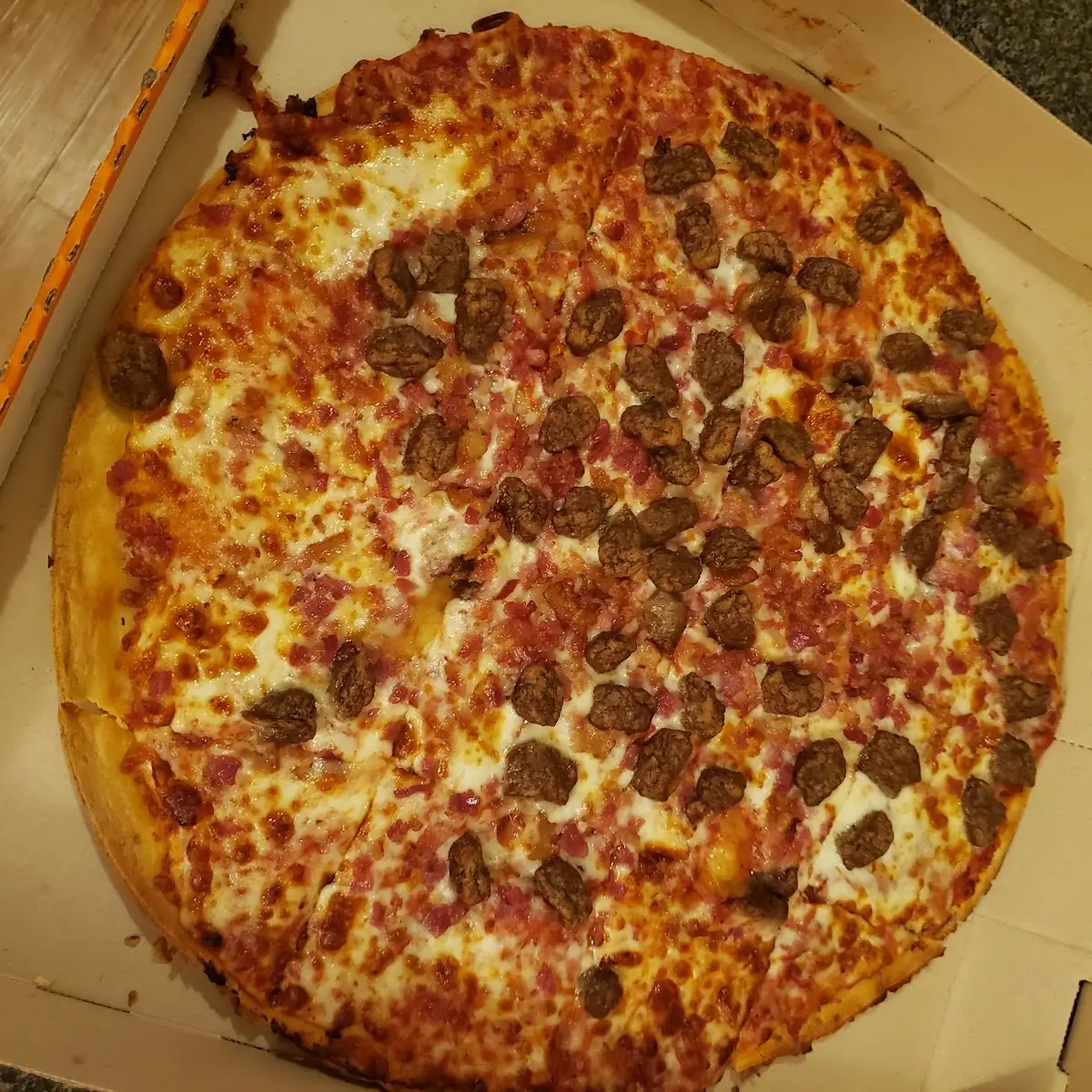 Thin Crust Beef and Bacon Pizza