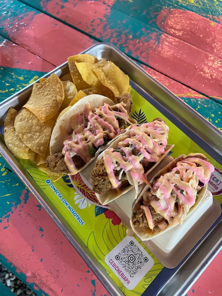 Fish Tacos de la Ce Bicheria