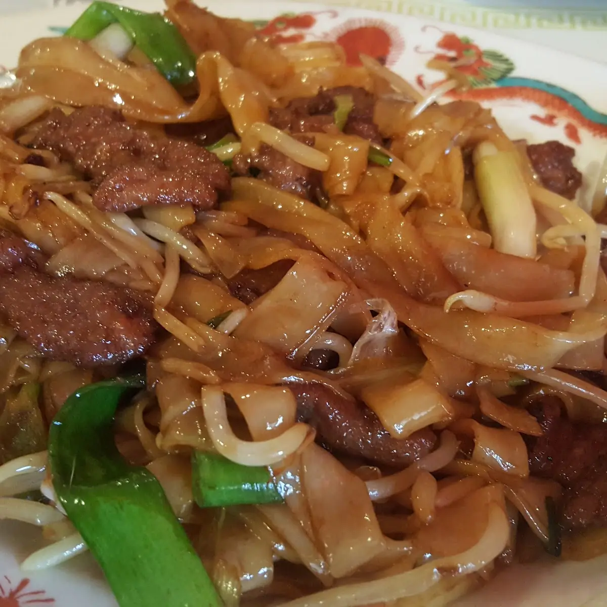 Beef Chow Fun w Bean Sprouts