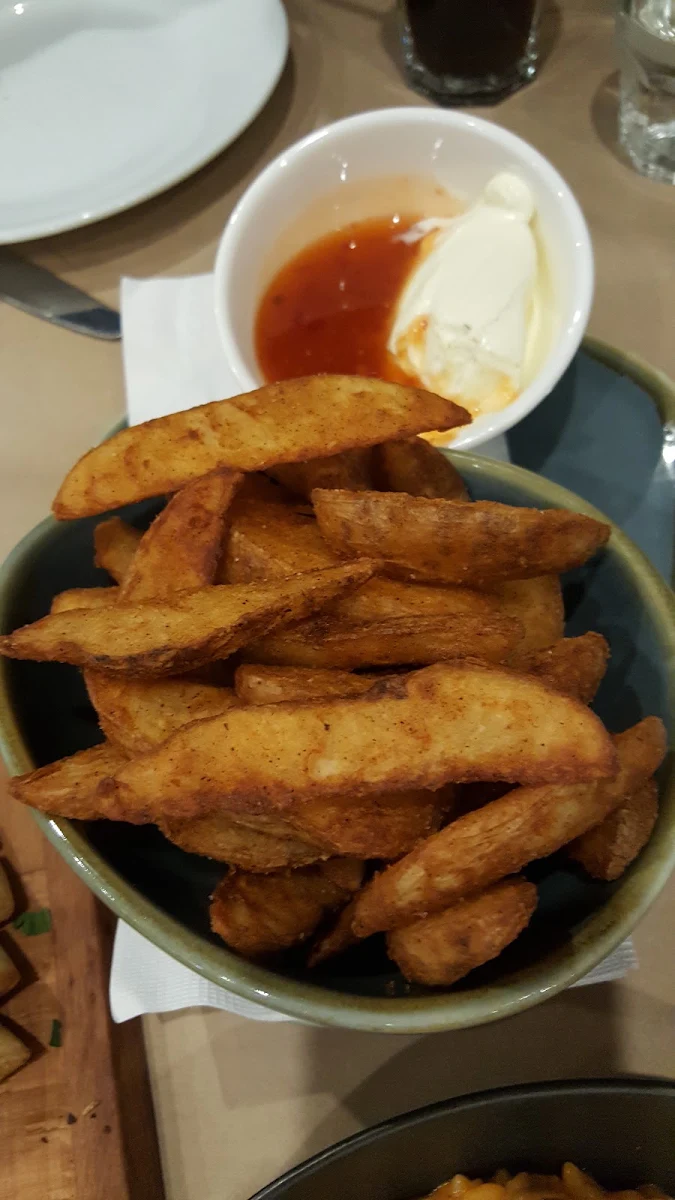Seasoned Thick-Cut Chips