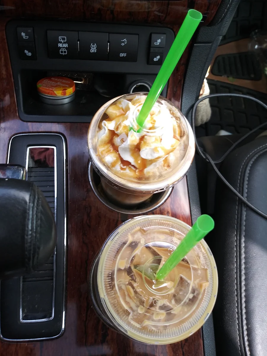 Iced Caramel Macchiato