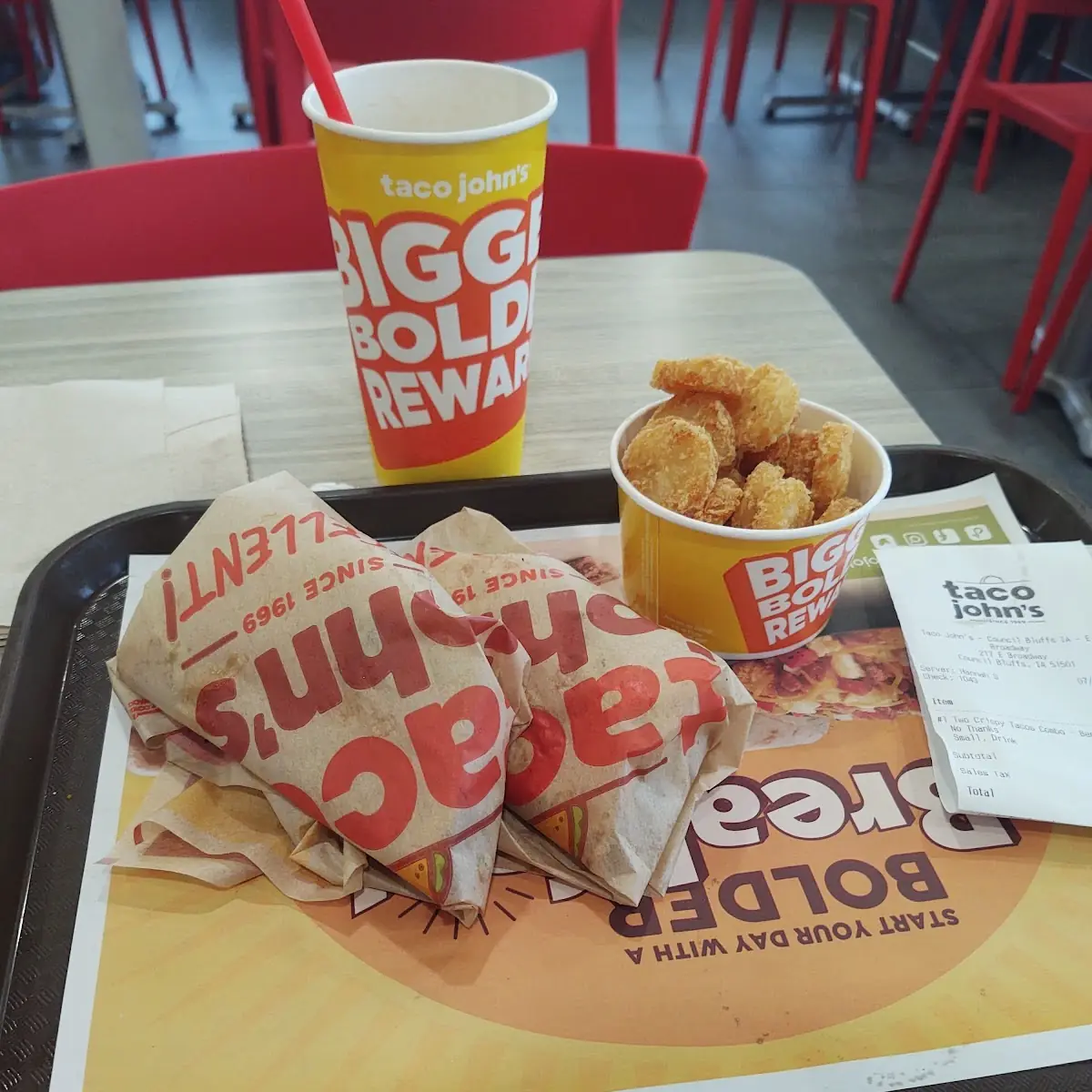 2 Crunchy Tacos with Small Ole