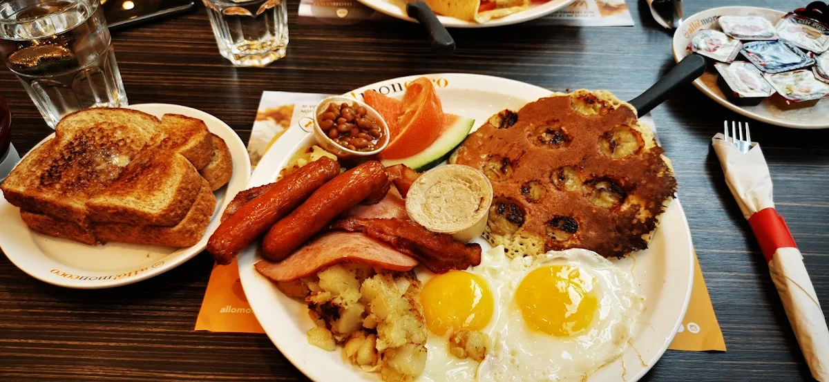 Breakfast Club Mon Coco, Allô mon Coco Vieux Montréal