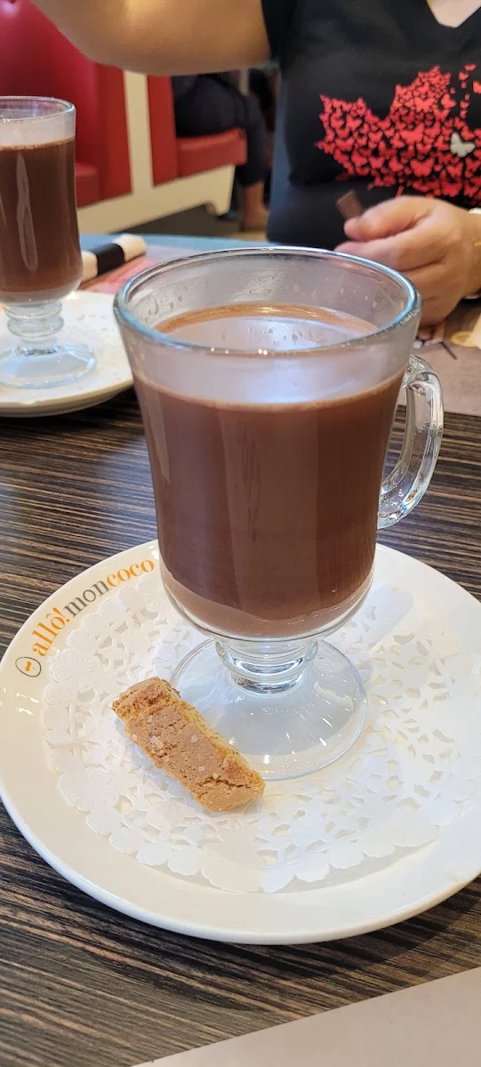 Hot Chocolate, Allô mon Coco Vieux Montréal
