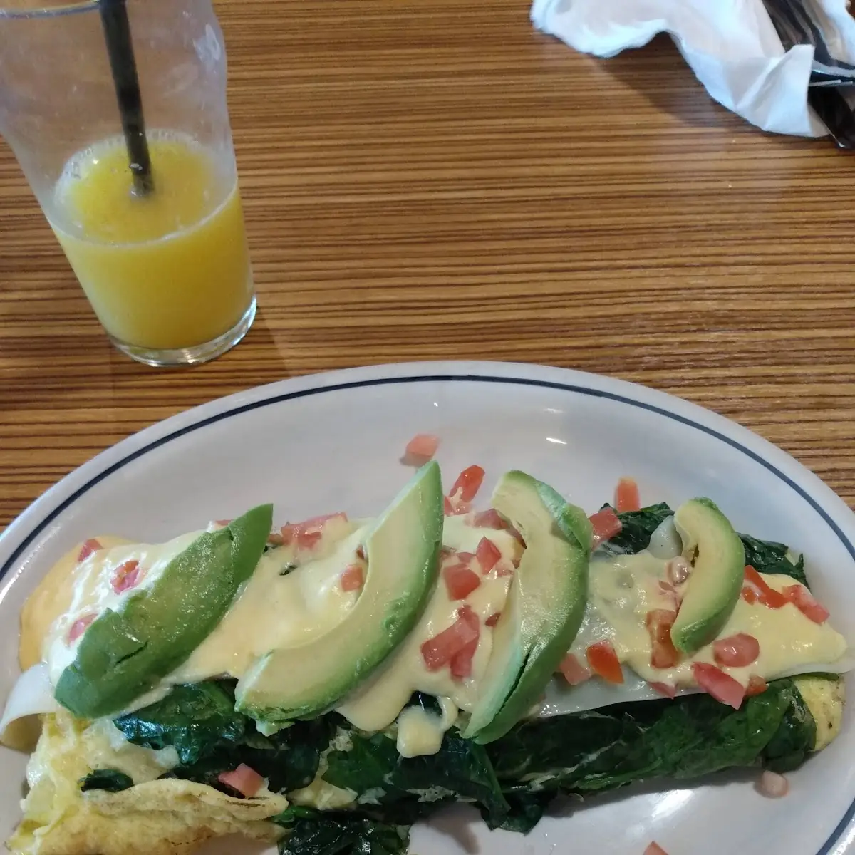 Spinach and Mushroom and Cheese Omelette