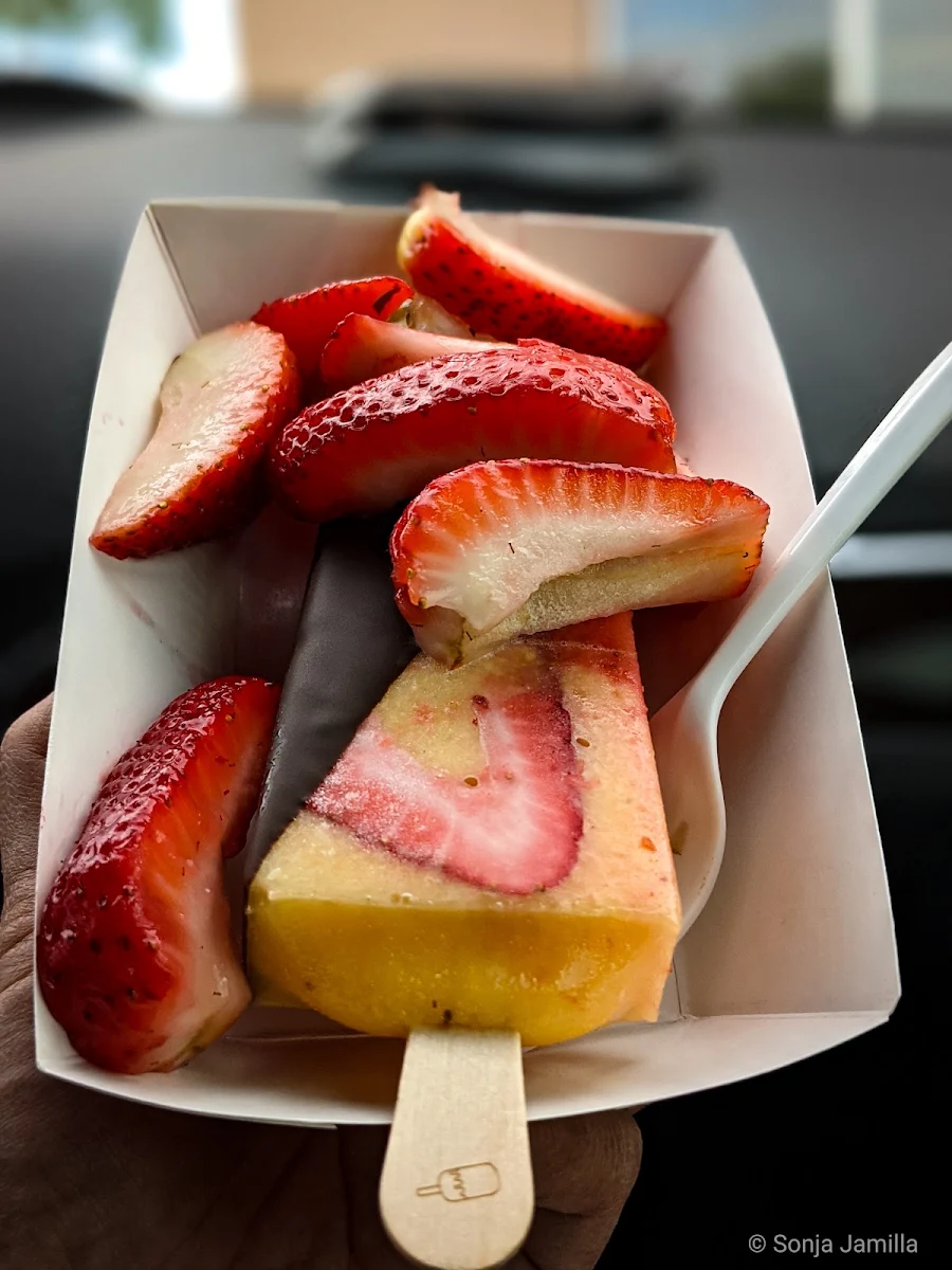 Strawberry Mango Paleta