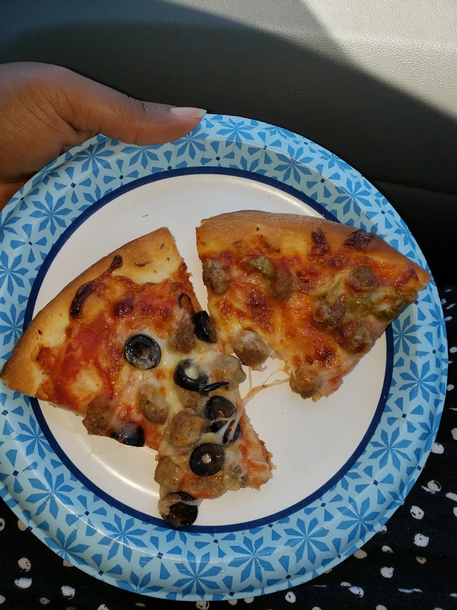 Hamburger and Olive Pizza