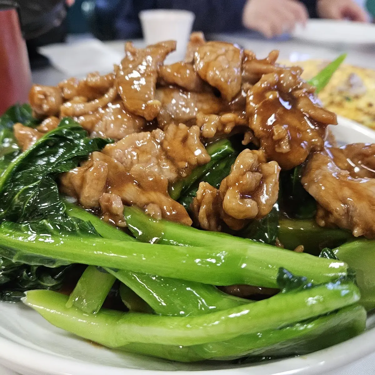Chinese Broccoli with Beef in Oyster Suace