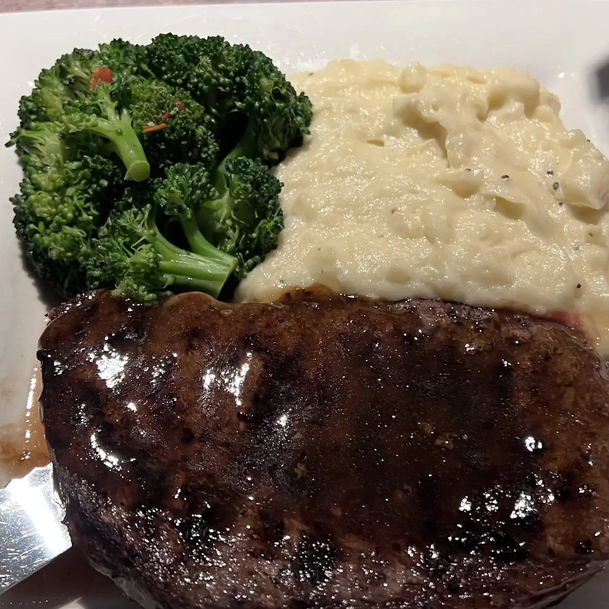Ribeye Steak Mashed Potatoes Broccoli