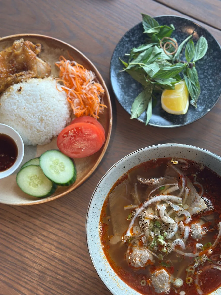 Bun Bo, Nhà Specialty Coffee & Kitchen
