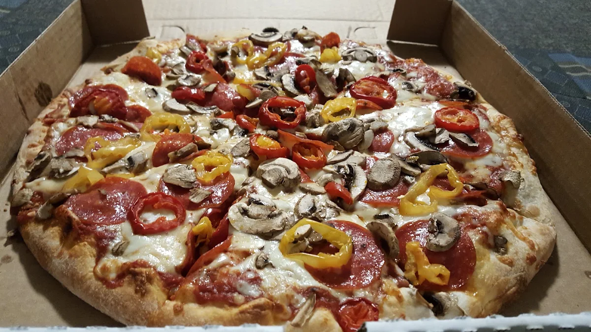 One Pizza, Pisa Pizzeria