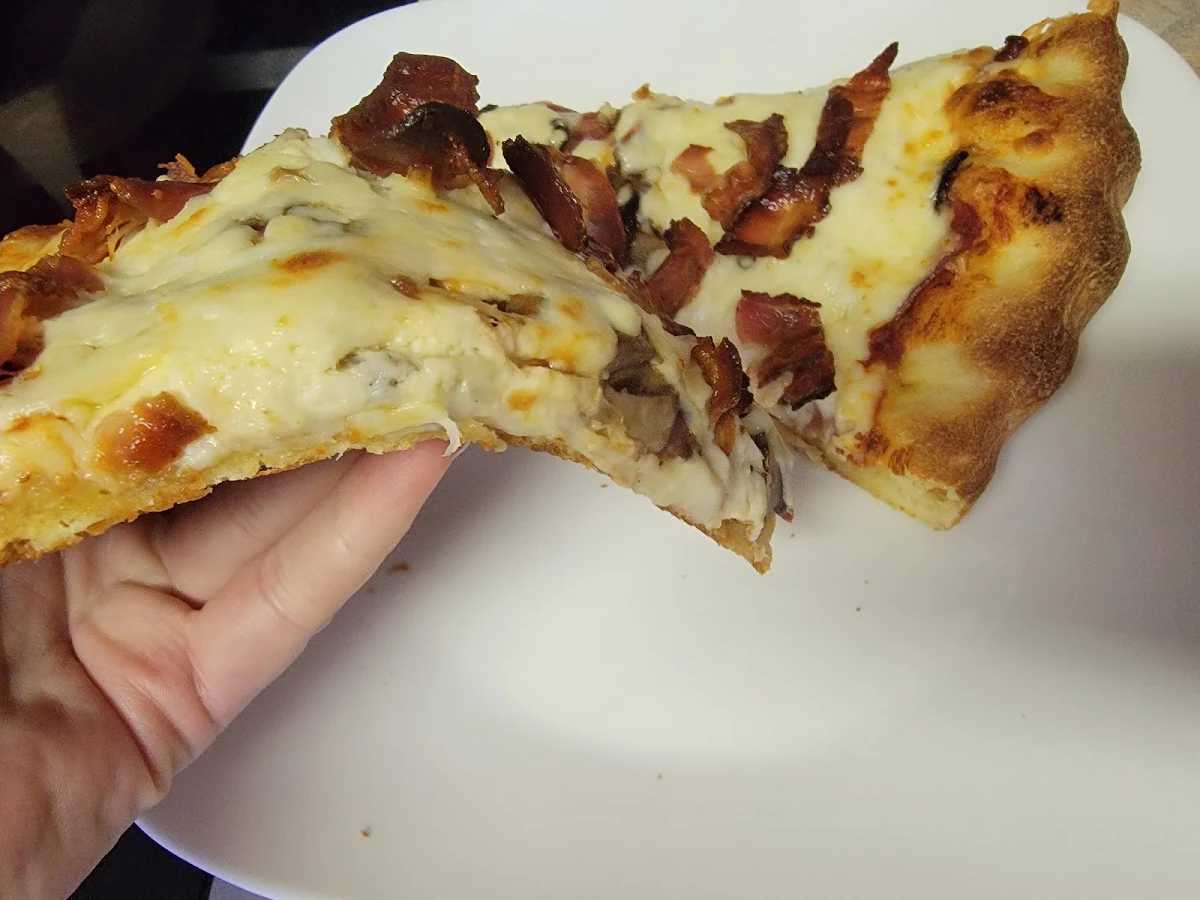 Large Bacon Pepperoni Mushroom Pizza, Gabriel Pizza