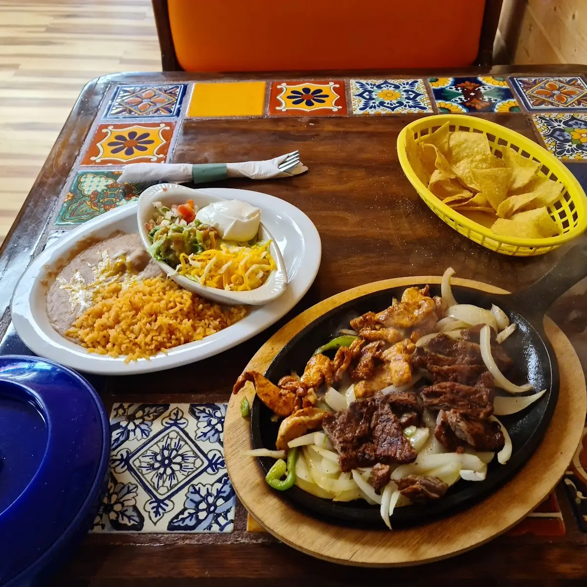 Mixed Chicken and Beef Fajitas