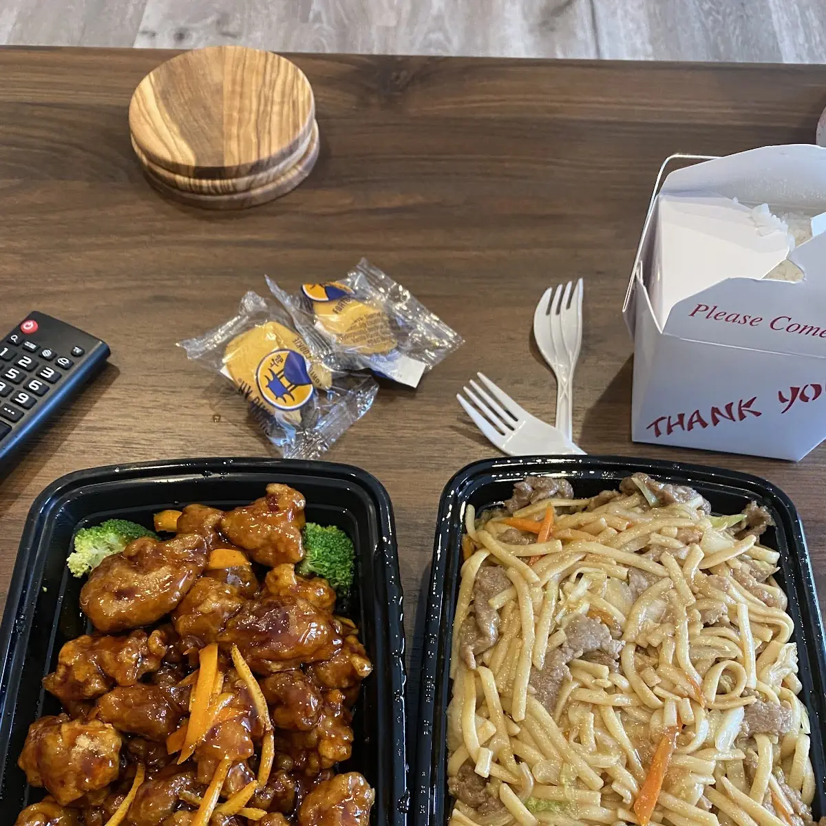 Orange Chicken & Beef Lo Mein
