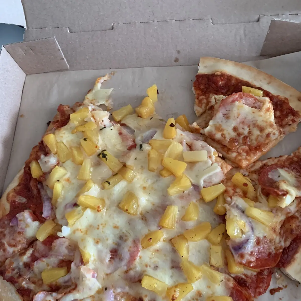 Hawaiian Pizza