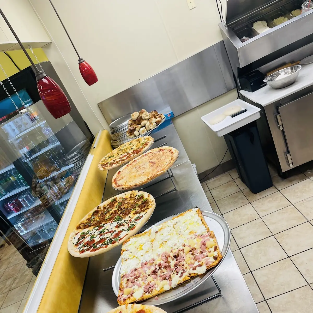 Brianni's Special Pizza