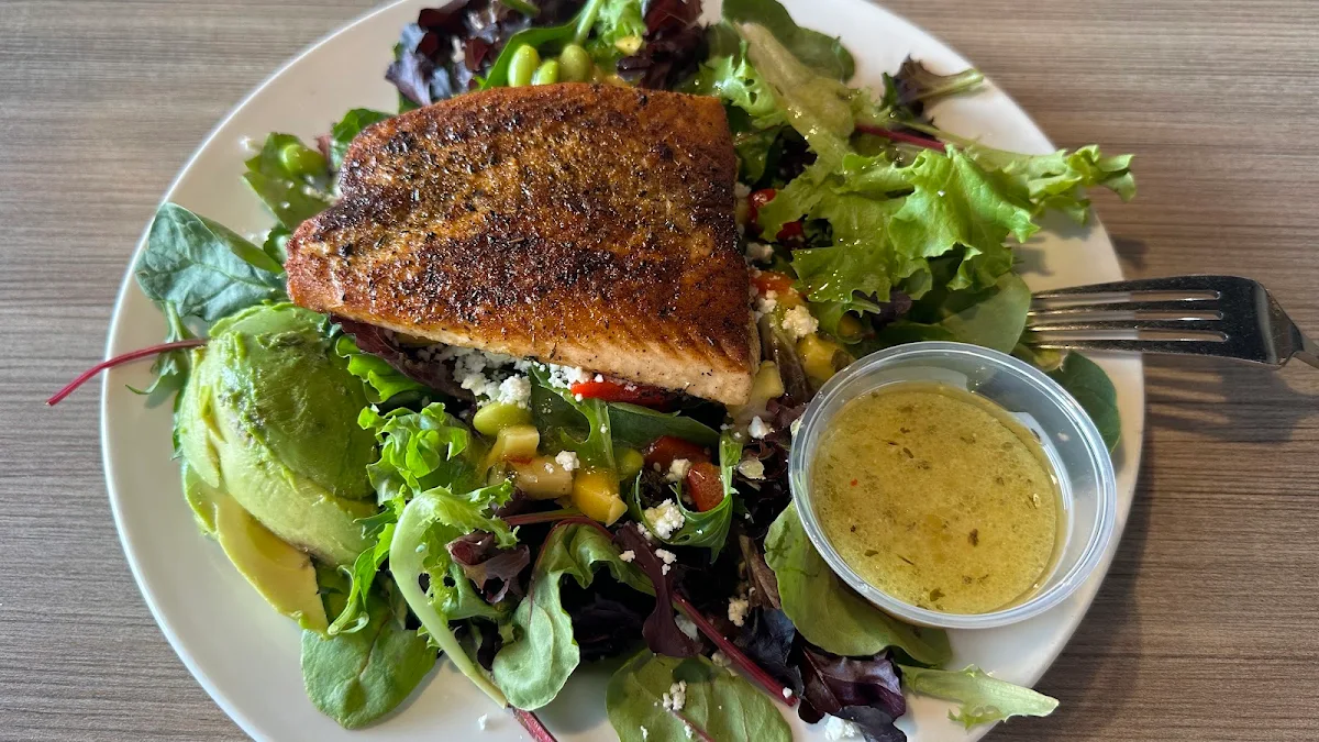 Blackened Salmon Salad, Jose’s Bar and Grill Leamington
