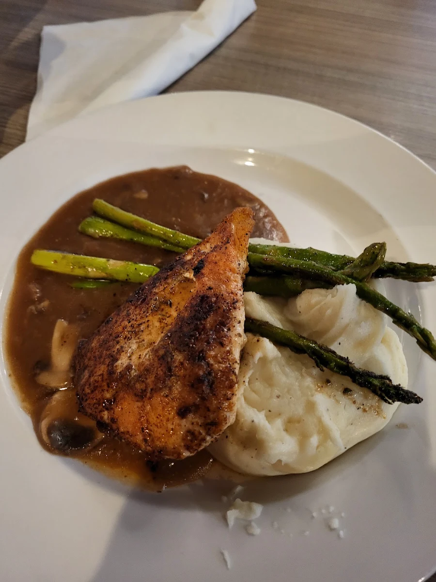 Maderia Chicken, Jose’s Bar and Grill Leamington