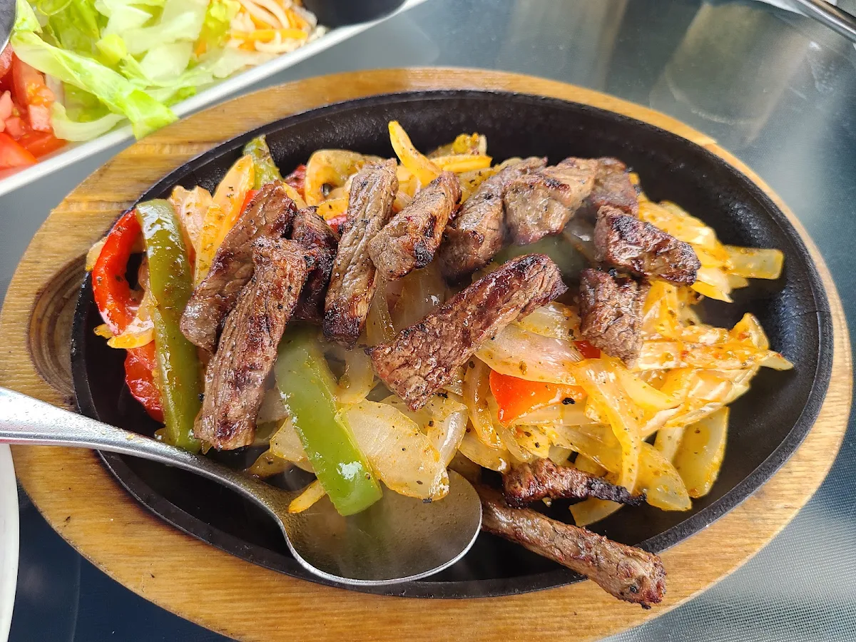 Steak Fajitas, Jose’s Bar and Grill Leamington