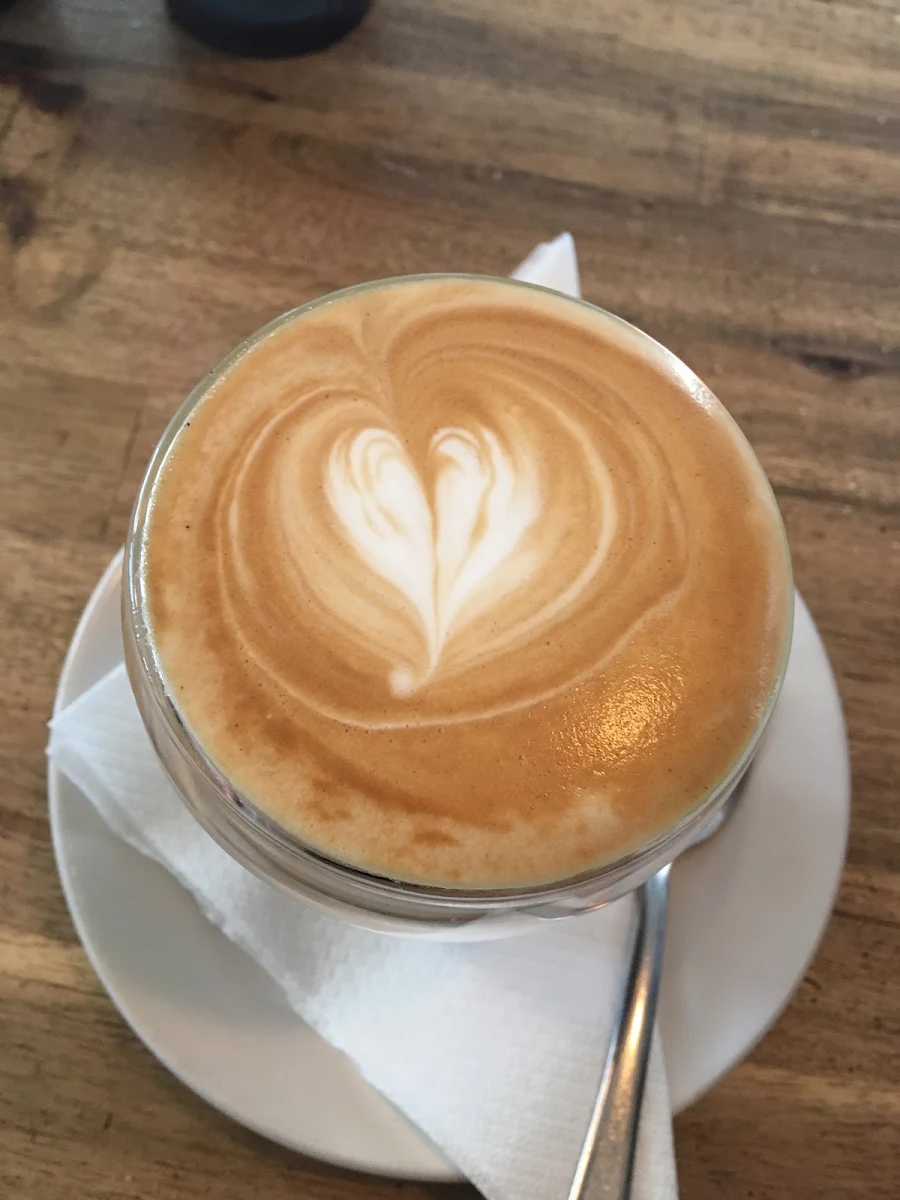Highlights, Harry's Place Cafe
