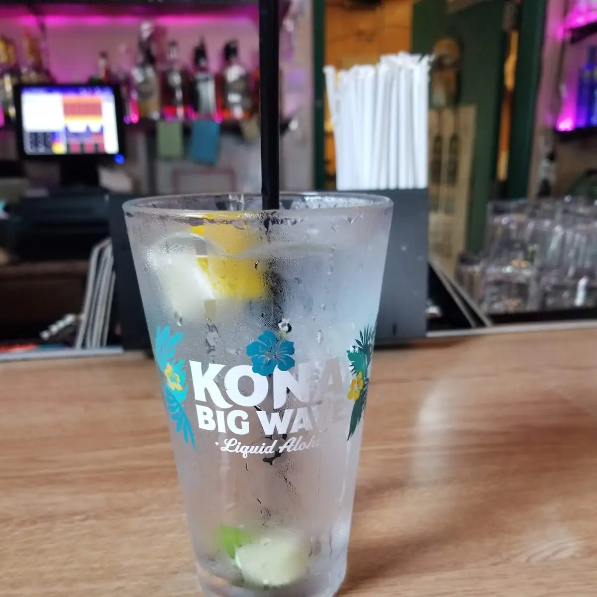 Ocean Vodka with Soda with Lemon Lime