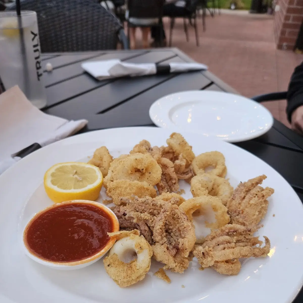 Fried Calamari with Marinara Sauce