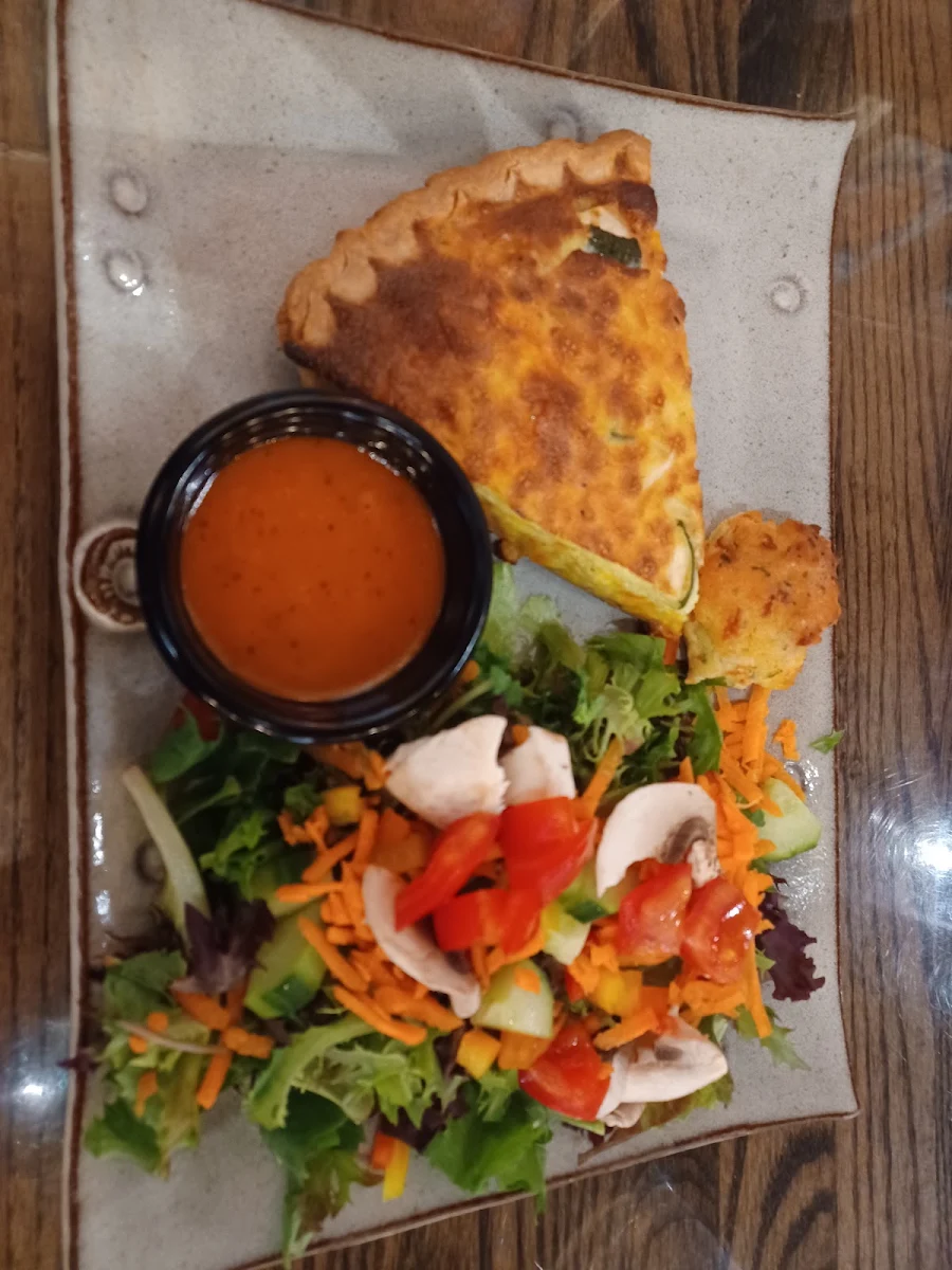 Veggie Quiche with Side Salad