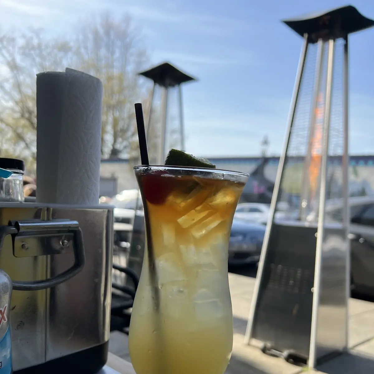 Happy Hour Mai Tai