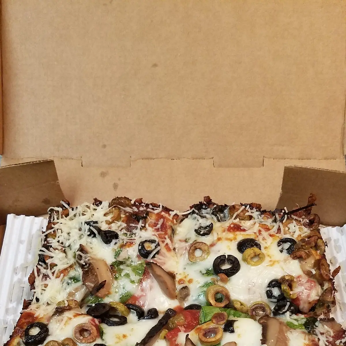 Deep Dish Pizza