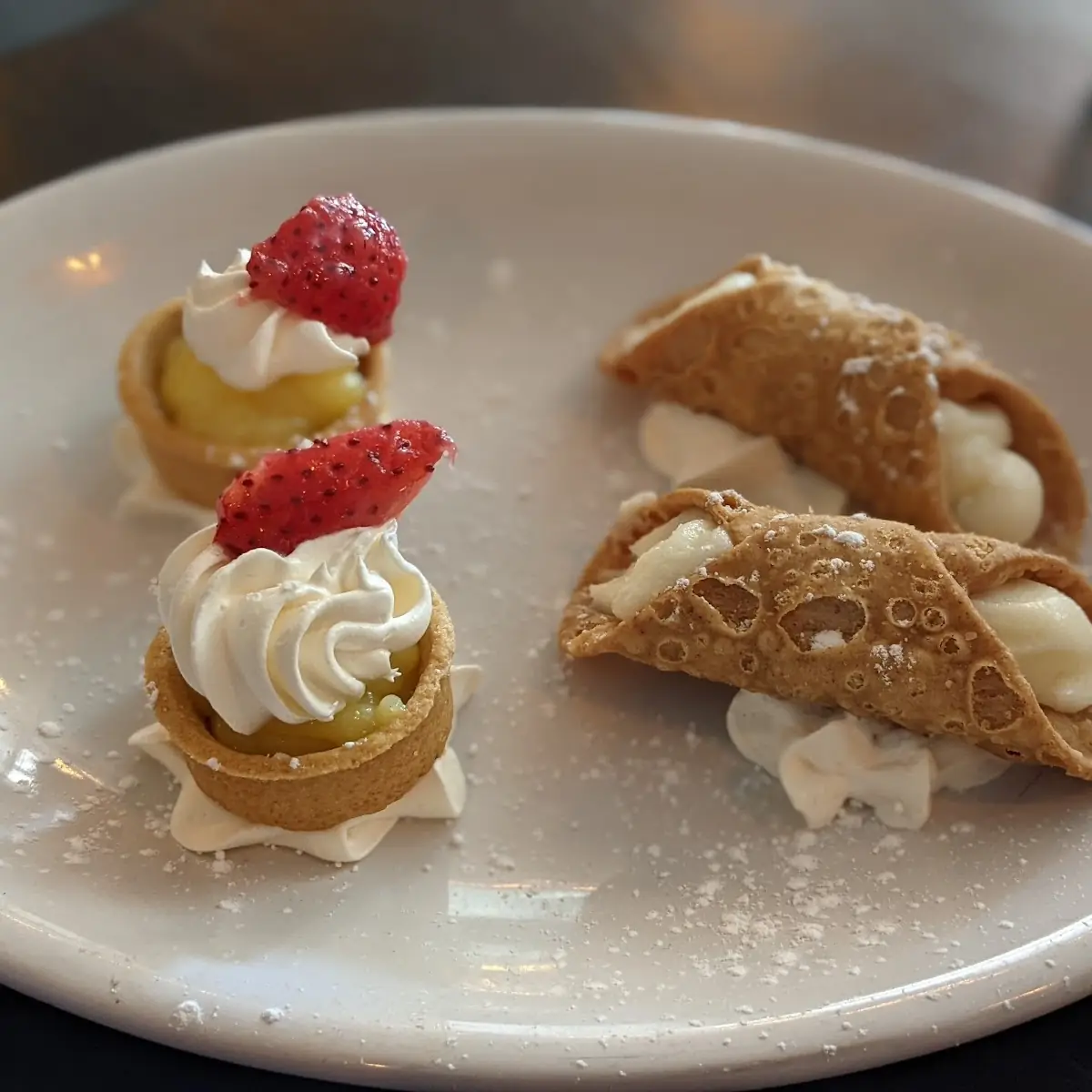 Pistachio Cream Cannoli 2