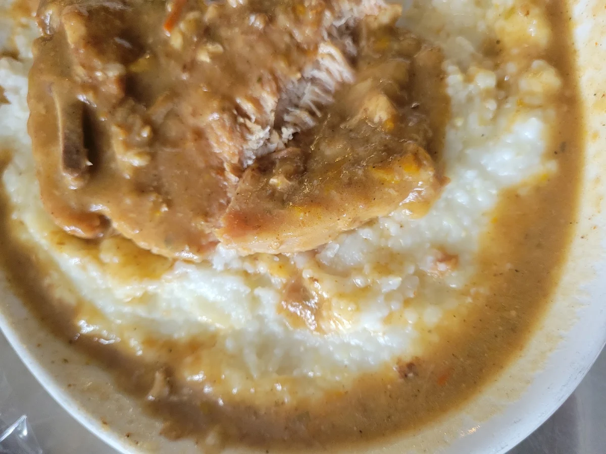 Pork Chops and Grits